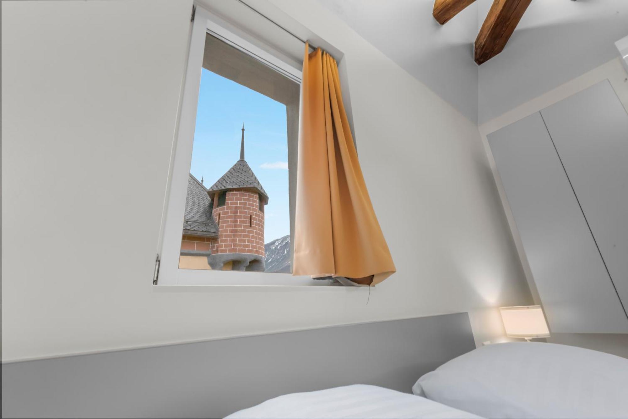 Hotel De La Poste Сиере Екстериор снимка